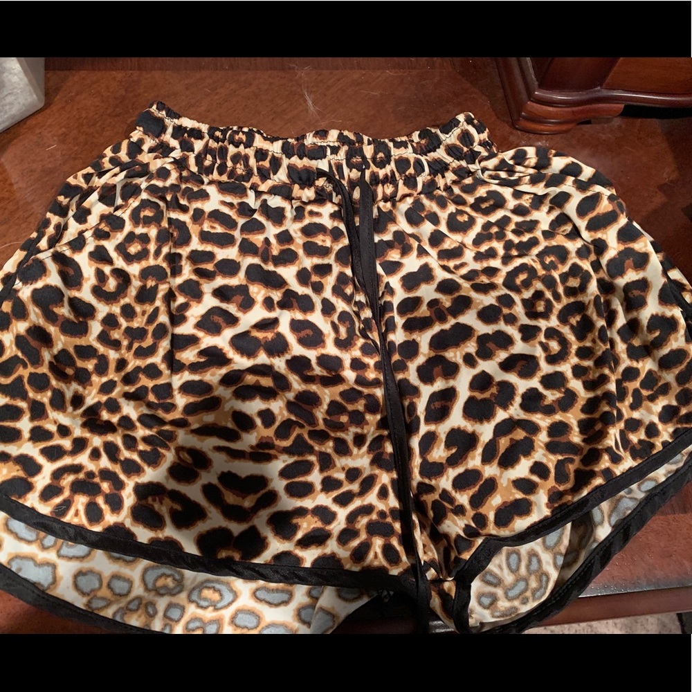 SOFT Leopard Print Shorts Size Medium